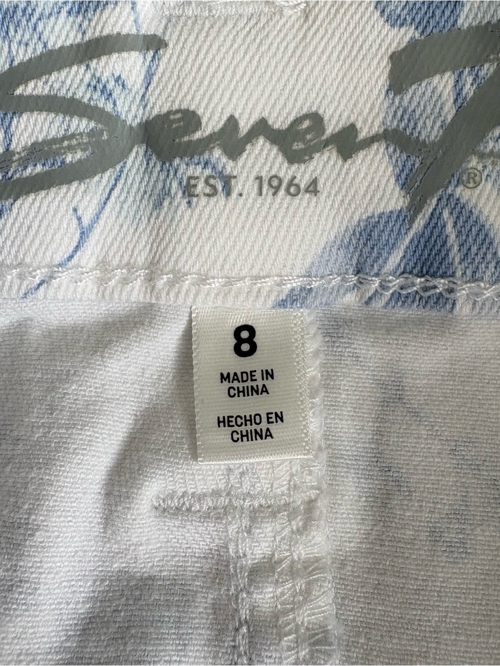 Seven7 Women’s White Mini Skirt With Blue Floral Print, Size 8 - Picture 5 of 5